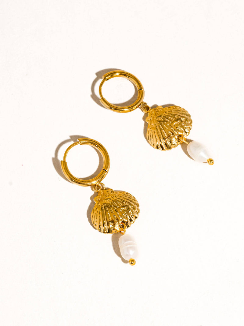 Audace | Gold Non-Tarnish Seashell Pearl Drop Earring
