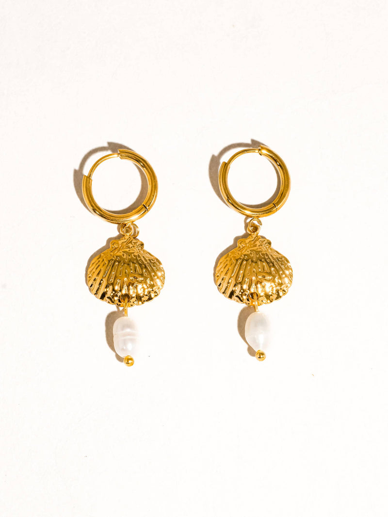 Audace | Gold Non-Tarnish Seashell Pearl Drop Earring