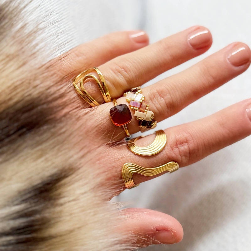 Tilabead | Burgundy . Red