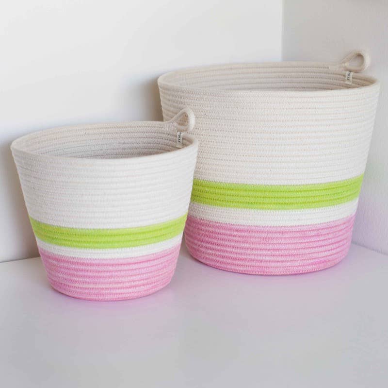 Planter |Strawberry Pink . Holds 6in Plant