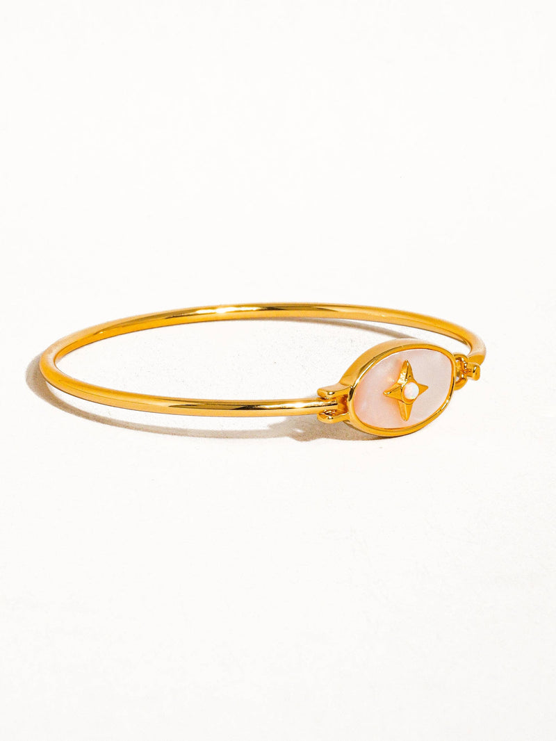 Aileen | Gold Vintage Star Shell Bangle