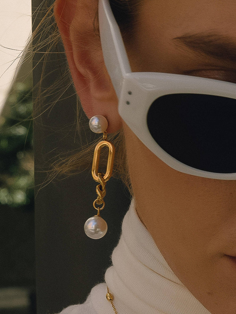Lyrisme | Gold Non-Tarnish Pearl Drop Chain Earrings