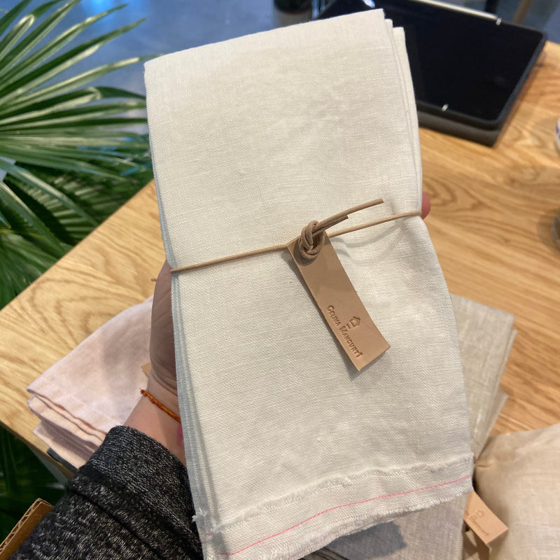 Linen napkins (Celina M.)