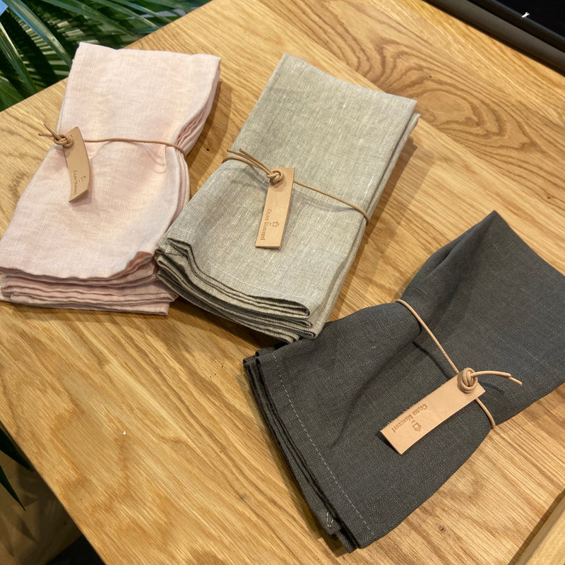 Linen napkins (Celina M.)